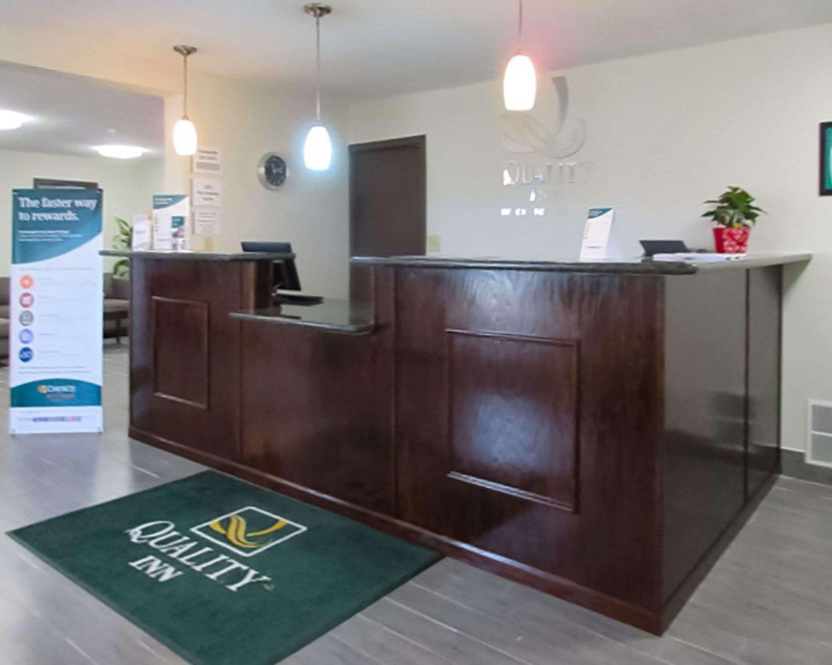 Quality Inn Farmington Bagian luar foto