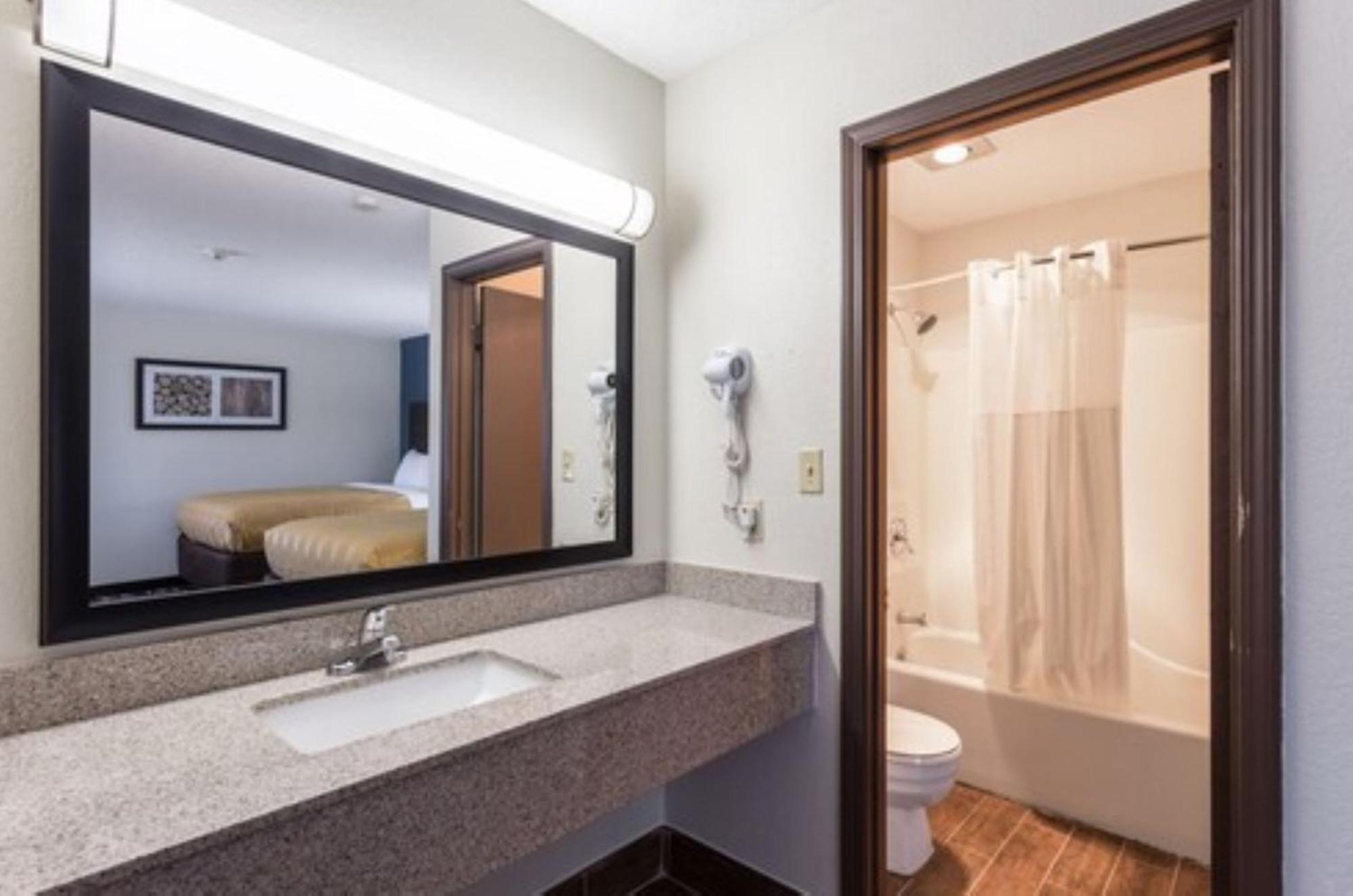 Quality Inn Farmington Bagian luar foto